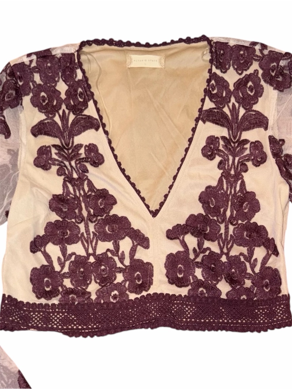 Brand New! Altar'd State Plum Floral Embroidered V-Neck Crop Top - Picture 4 of 14